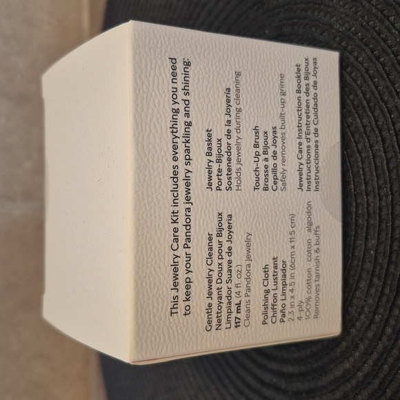 PANDORA New Sealed Jewelry Care Set - Picture 5 of 9